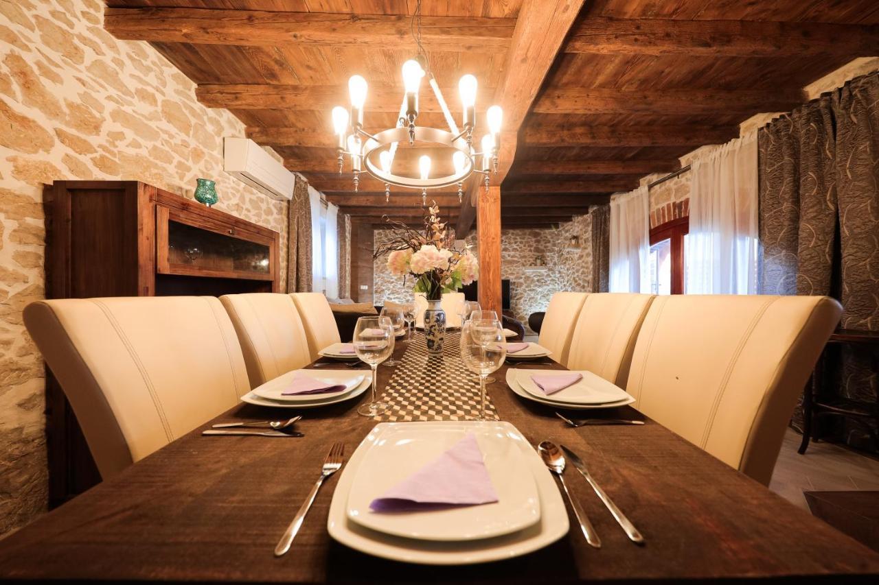 Holiday Home Mare Petrcane Eksteriør billede