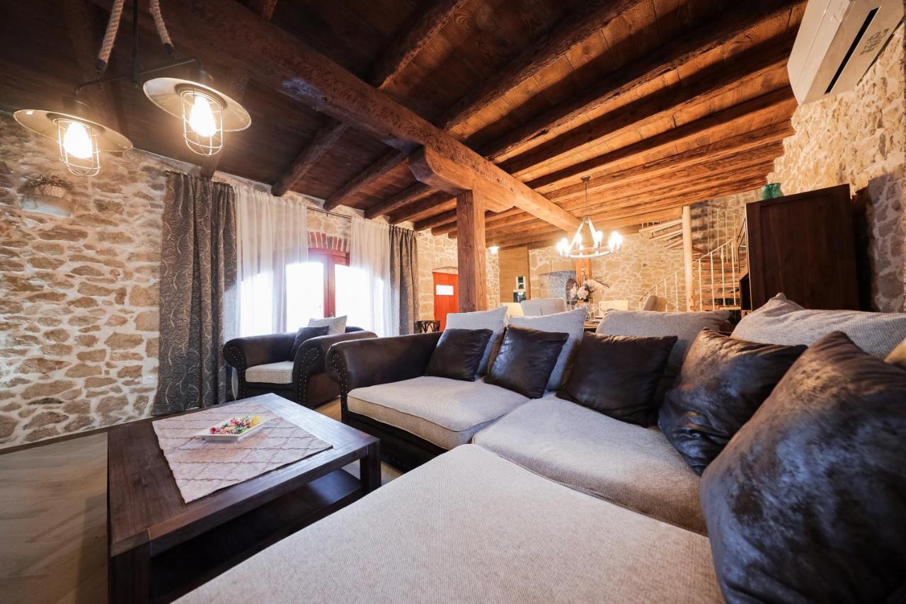 Holiday Home Mare Petrcane Eksteriør billede